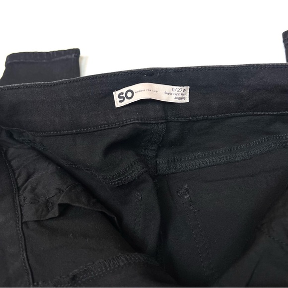 NWT SO Jeggings High Rise Sz 5 (27 W) Destroyed - Picture 7 of 12